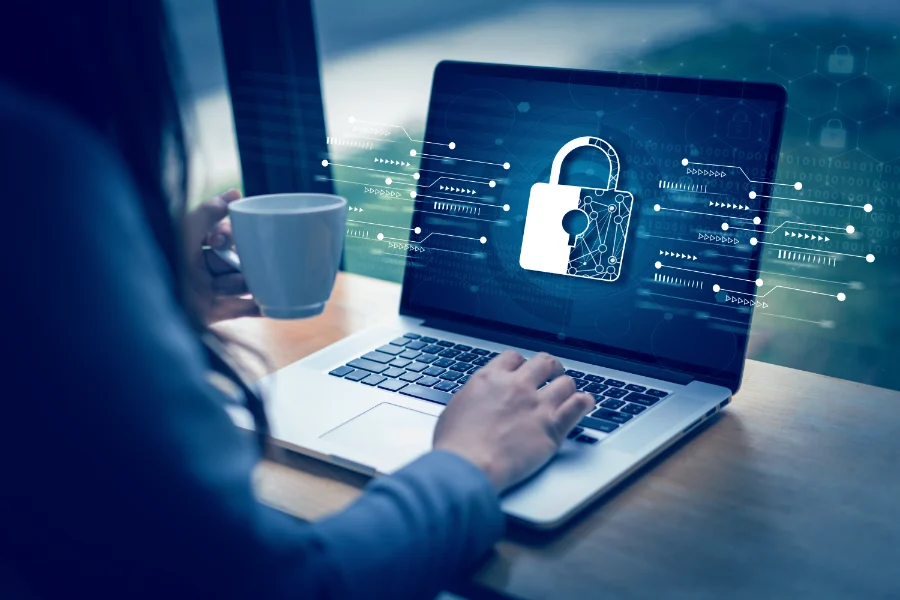 Cyberveiligheid begrijpen: jouw handleiding voor veilig surfen op het web
